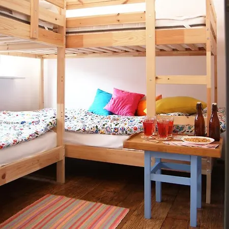 Hostel Folk Πόζναν