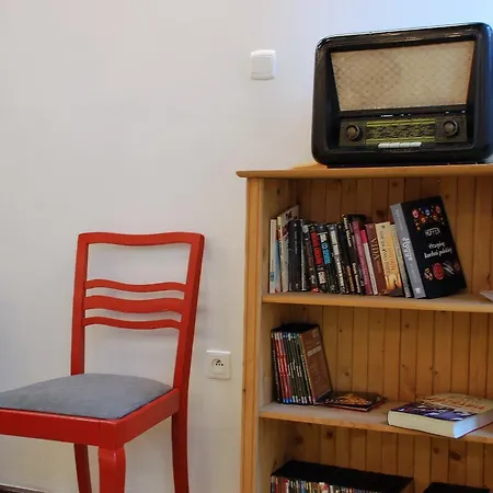 Folk Hostel *